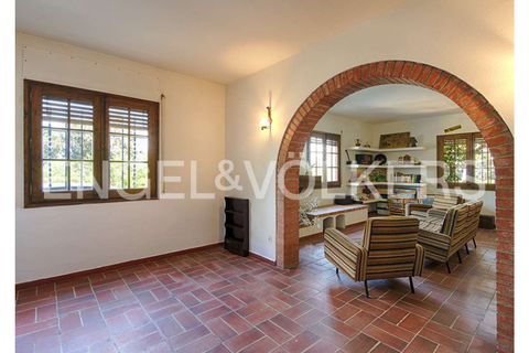 Herregård i Darnius, Gerona, Darnius - € 895 000 | Ref: W-02D8H5 - foto 32